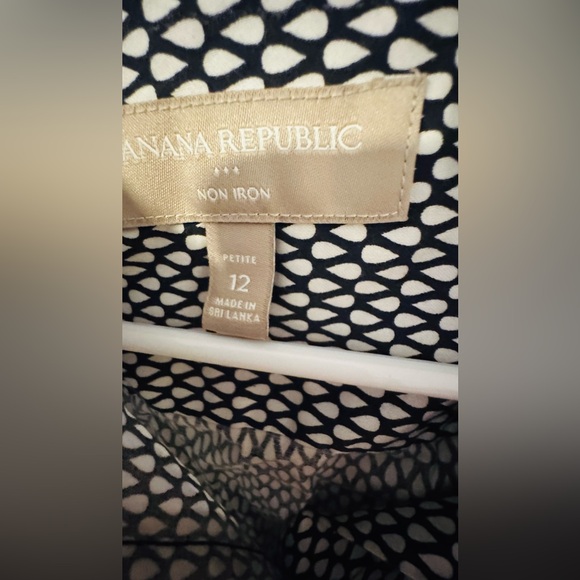 Banana Republic Black and White Checkered Men's Shirt - Picture 5 of 8